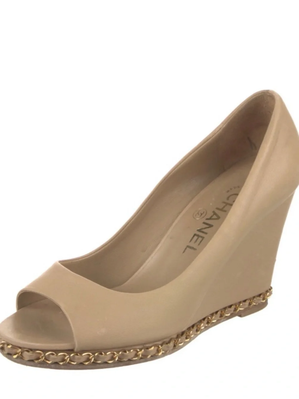 Iconic CHANEL Nude Beige Peep-Toe Platform with Chain Trim Interlocking CC logo